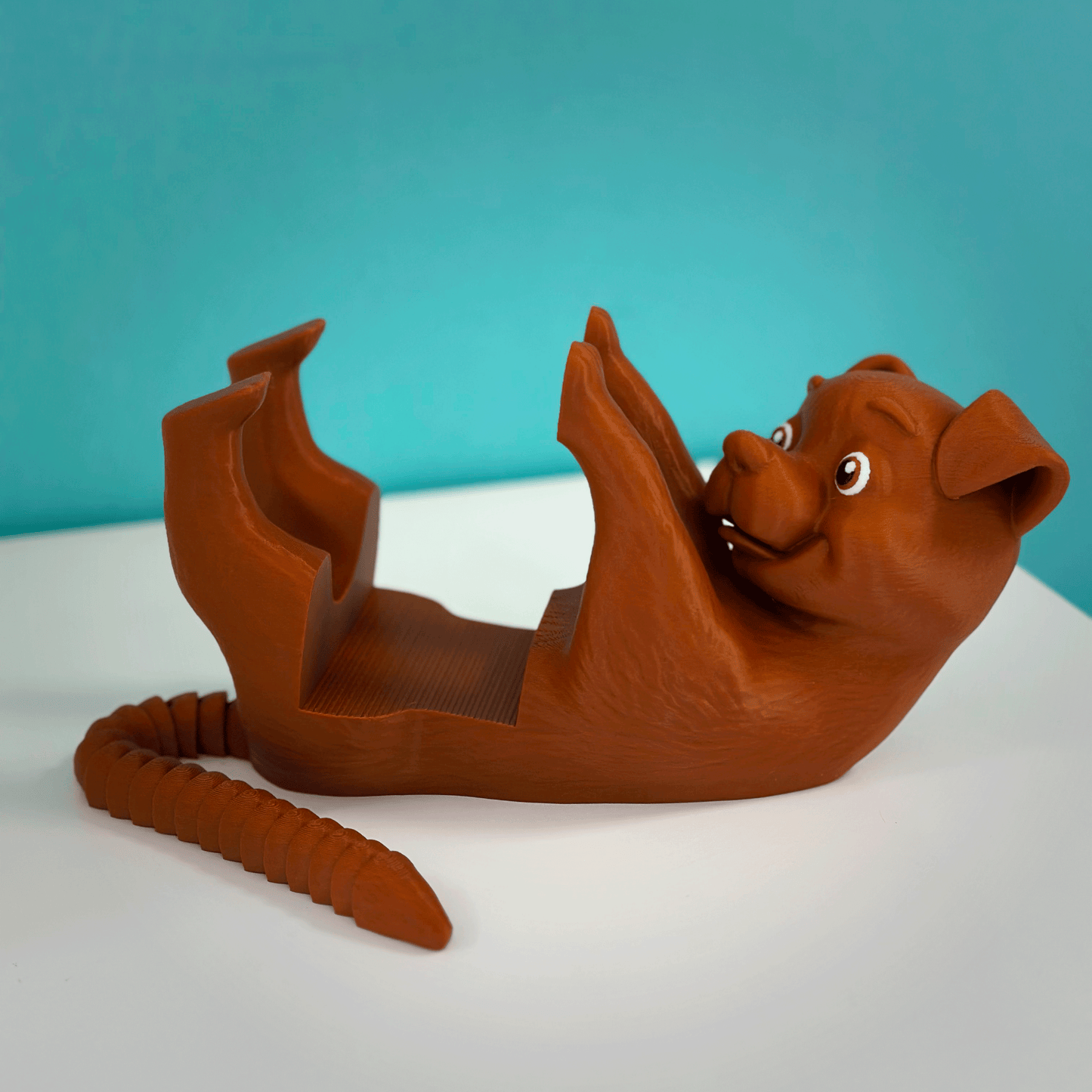 Куче стойка за книга