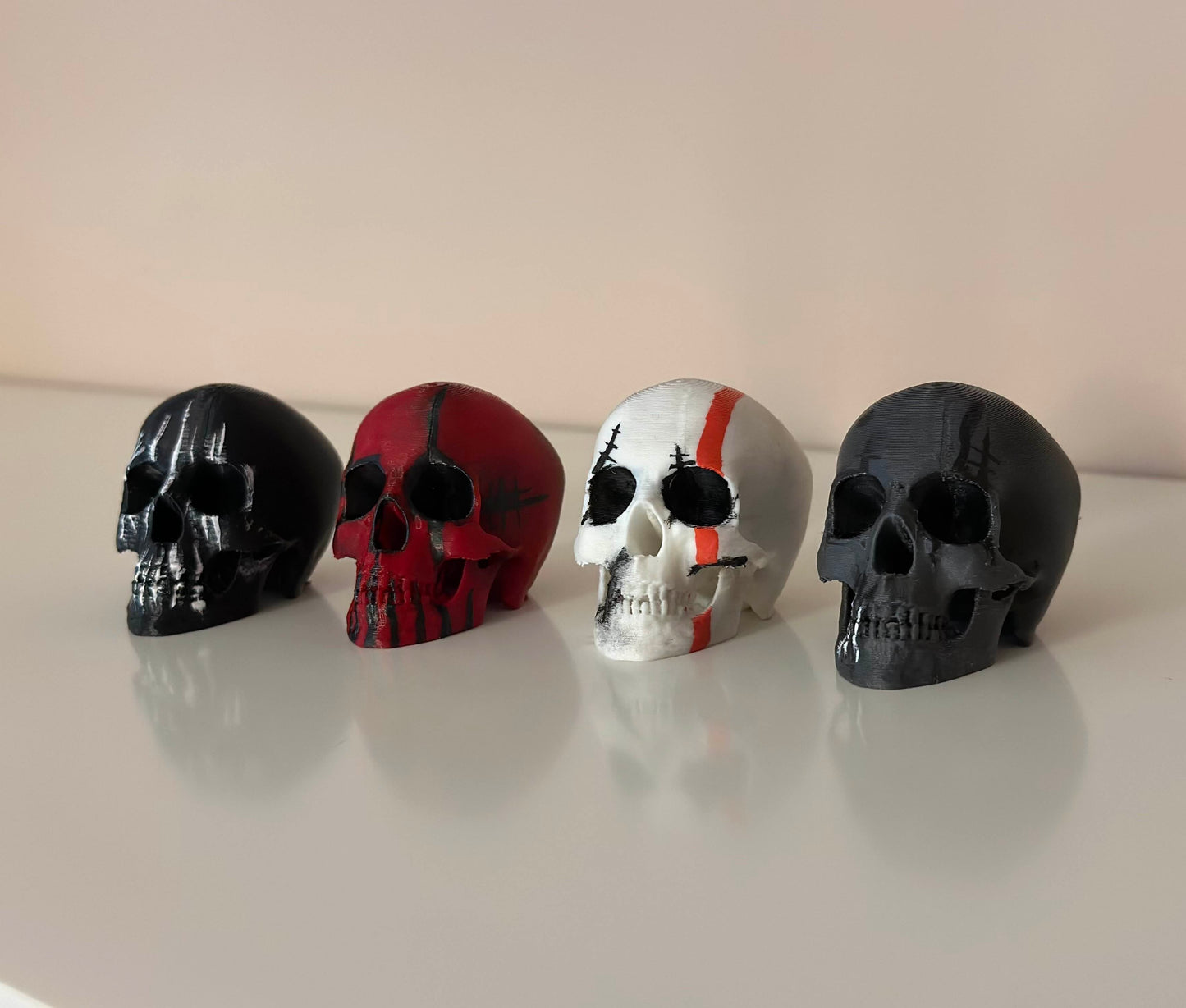 Мини черепи вдъхновени от „Нощта на дявола“