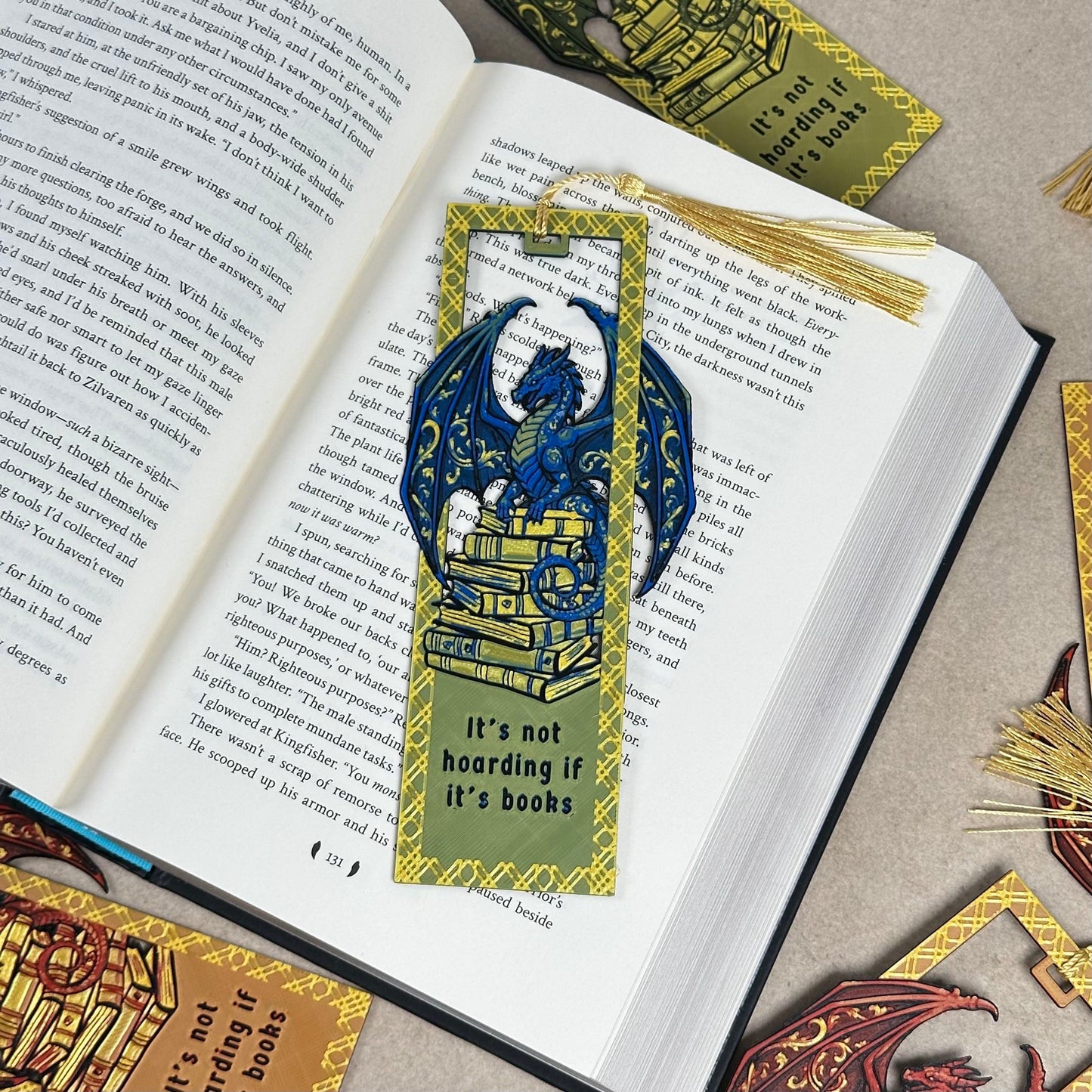Книгоразделител “It’s not hoarding if it’s books”