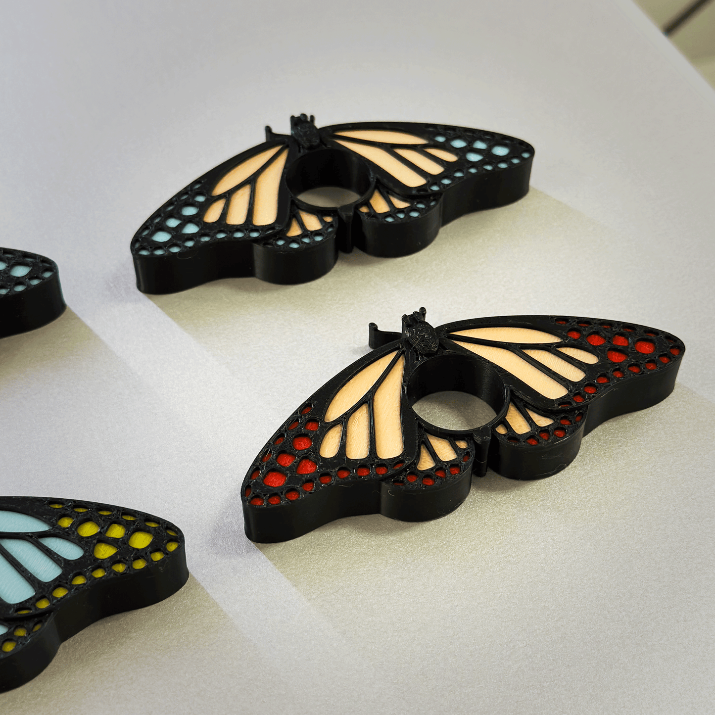 Държач за четене - пеперуда