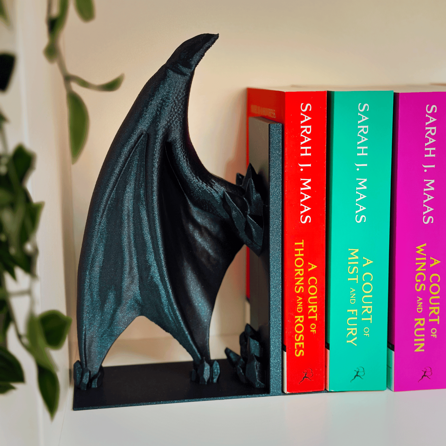 Крила подпори за книги