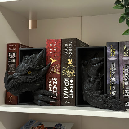 Дракон и опашка книгоразделител