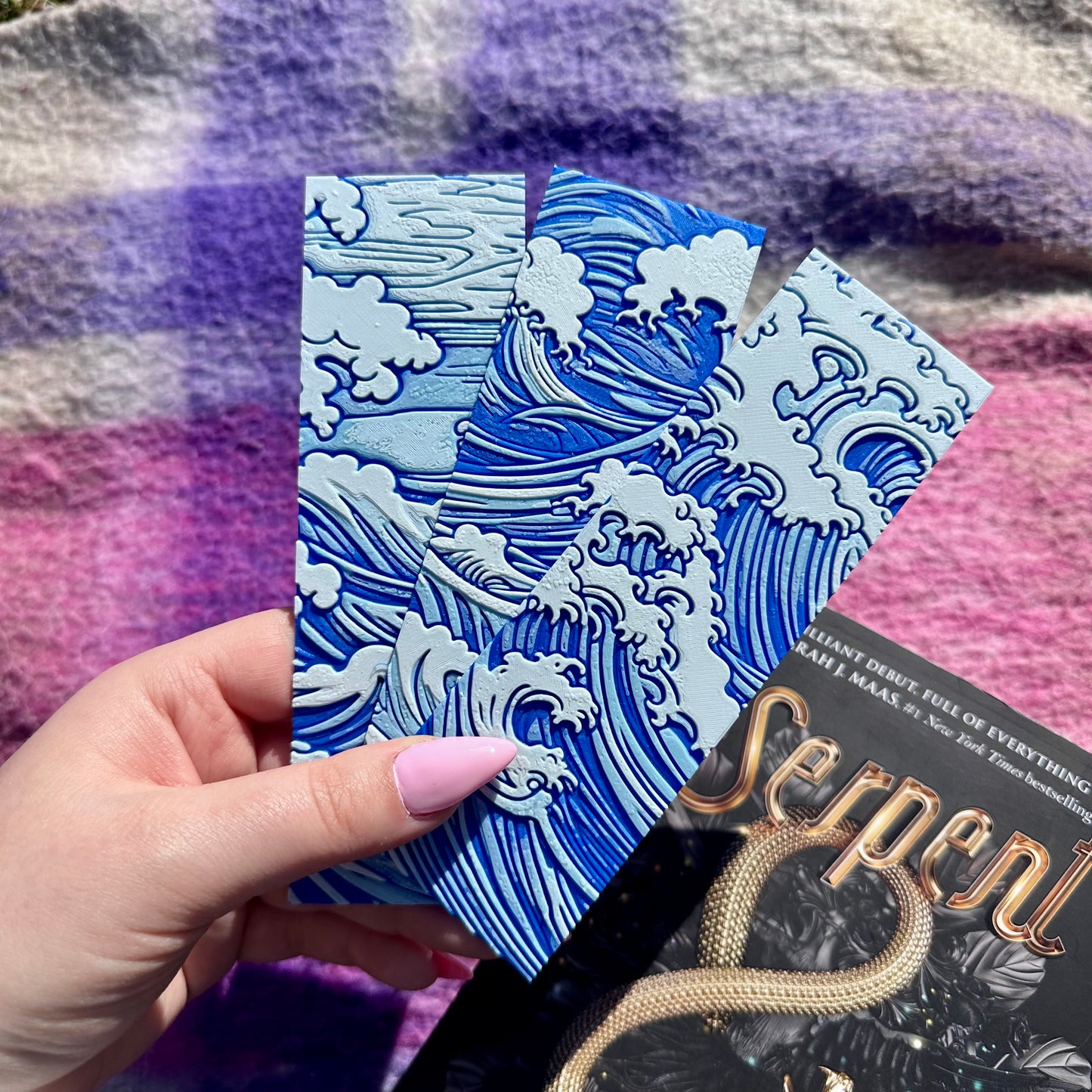 Книгоразделители Вълни