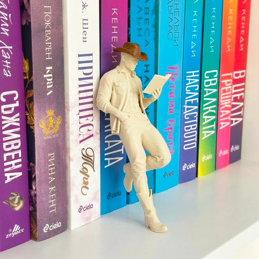 Шелфи каубой четящ книга