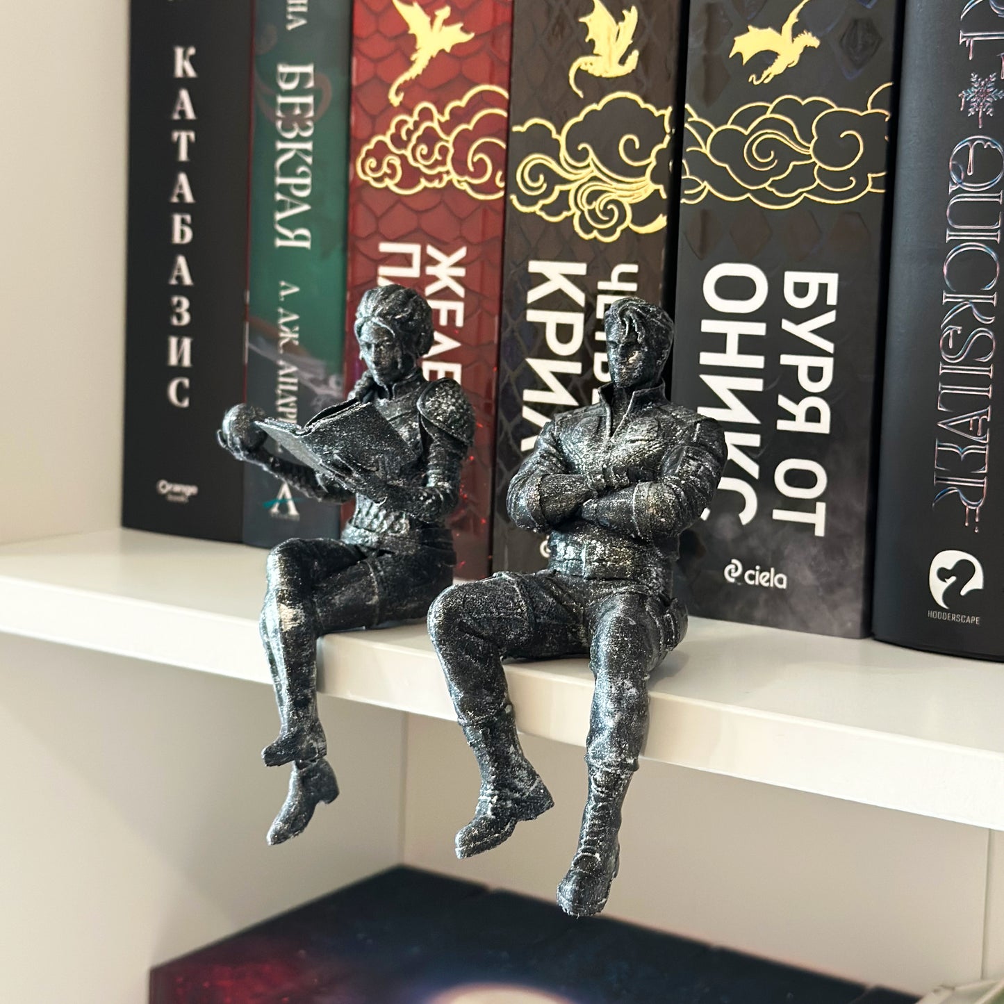 Violet & Xaden – Фигурки